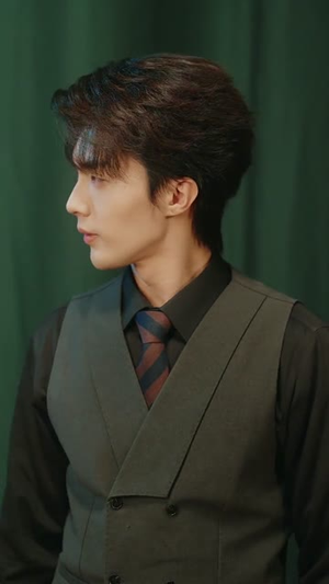 她自万丈荣光（75集）短剧越看越精彩