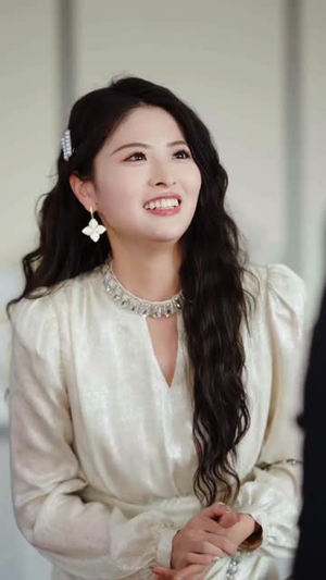 我资助的穷学生,毕业把我当乞丐(65集) 我资助的穷学生,毕业把我当乞丐(65集)热门短剧大全