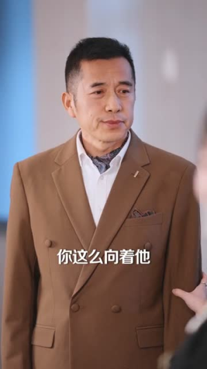 刚下山即被总裁逼婚，我反手横扫都市（70集）一口气追完短剧