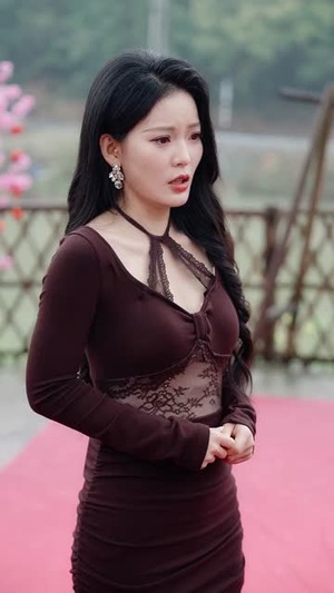 情人节我向别人求婚,她后悔了(94集) 情人节我向别人求婚,她后悔了(94集)免费短剧合集