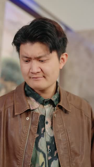 装盲打工,实则隐世玄门传人(76集) 装盲打工,实则隐世玄门传人(76集)第一季