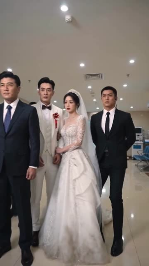 一场亲,一场闹,一场荒唐(70集) 一场亲,一场闹,一场荒唐(70集)热门了短剧