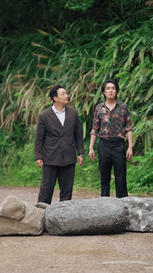 八零捡漏王,我能听到古董说话(71集) 八零捡漏王,我能听到古董说话(71集)全网短剧抢先看