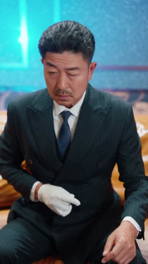 我的双手能治百病(80集) 我的双手能治百病(80集)一起看短剧