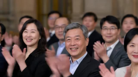遇棠方知涉：我拿炮灰剧本被他偏爱（30集）夸克网盘在线看