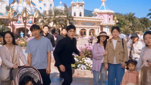 唇枪舌战（56集）网络小短剧