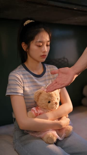 穿书还做恋爱脑，不如赚大钱第三季（89集）抢先看热门短剧