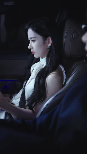 她从不谋爱第四部（82 集）短剧后续更精彩