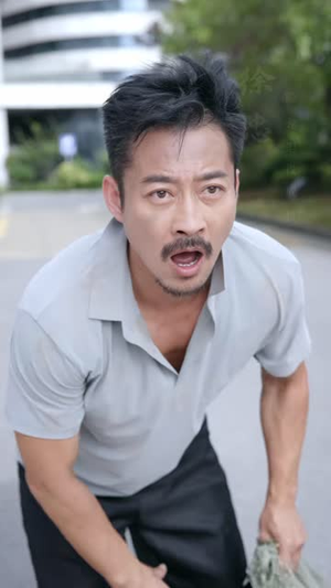 龙首归来，他横扫一切（101 集）独家资源免费看